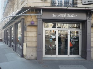 Entrée du Petit Bazar - Paris 15e